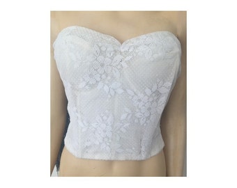 Vintage 60s  white lace  bustier CORSET //  wedding bridal lingerie