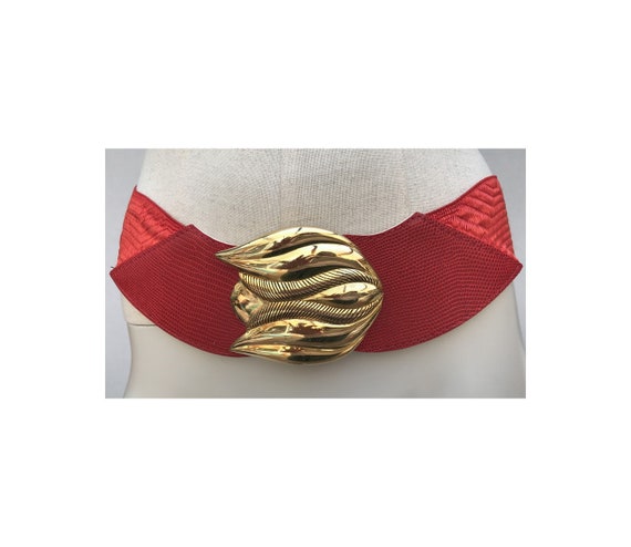 1980s red Gold Buckle Elastic BELT // Geometric 8