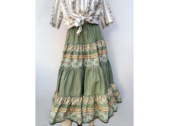 90s provencal SKIRT / skirt / Green floral skirt
