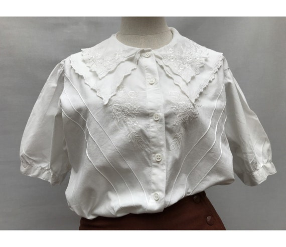 1970s 80s oversized white cotton embroidered larg