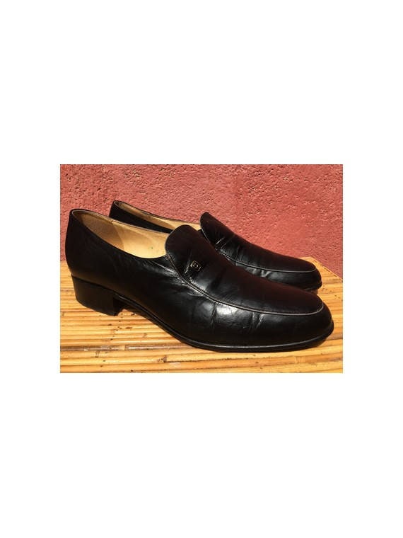 black leather moccasins mens