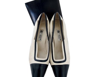 60s LANVIN PUMPS // escarpins en cuir noir et blanc // vents à talons des années 60 SHOES //Mod pompes // taille eu 38,5 - nous 7 - uk 5.5