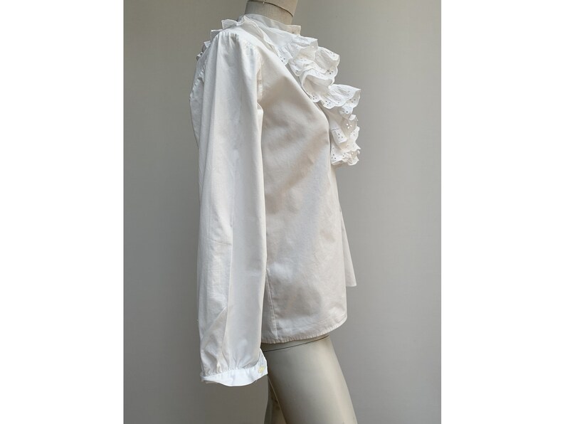 Vintage white cotton lace jabot BLOUSE New romantic 80s Etsy
