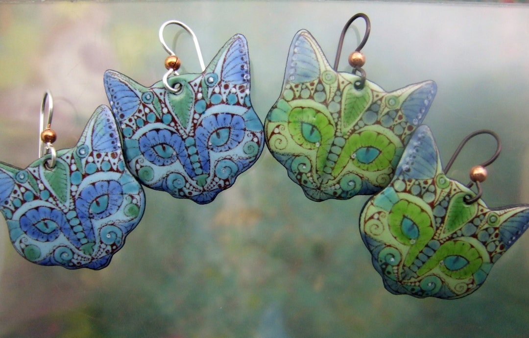 Elegant Zirconia Cat Earrings main image 0