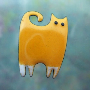 Orange Tabby Pin, Tabby Cat pin, cat jewelry, crazy cat lady jewelry, Cute Cat, Pin Only, Matching earrings have a separate listing