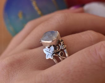 moonstone ring with botanical details,size made to order