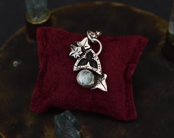 cathedral necklace with ivy and aventurine