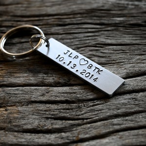 Engraved keychain with date and initials, personalized anniversary gift, custom initial charm keyring, meaningful date celebration keepsake