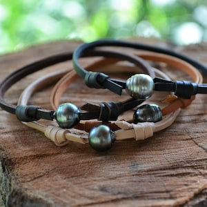Tahitian Dark Pearl Bracelet/Unisex Pearl Leather Bracelet/Adjustable/Tahiti Pearl/Tahiti Bracelet/Sliding Knots/Boho/For Her For Him/Yevga