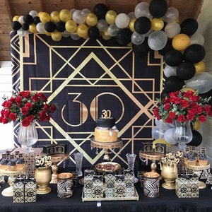 Great gatsby table decor  Gatsby party decorations, Party table