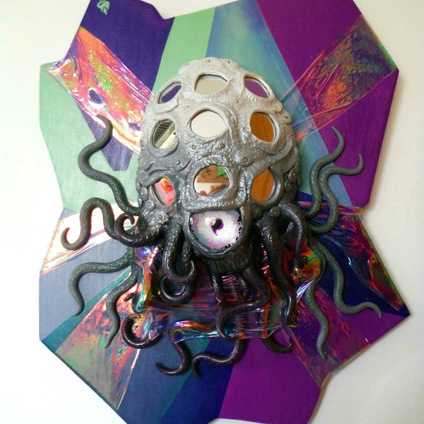 From Saturn with Love x Psychedelic Alien Specimen Sculpture