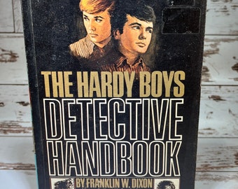 The Hardy Boys Detective Handbook by Franklin W. Dixon