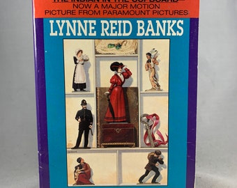 The Mystery of the Cupboard by Lynne Reid Banks