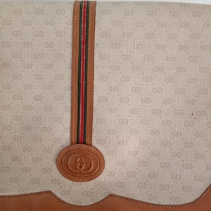 Vintage Gucci 1980*s cross body bag