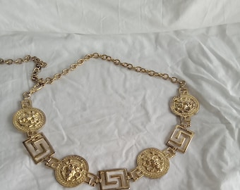 Vintage Lion's head chain link belt gold tone belt with geometric shapes