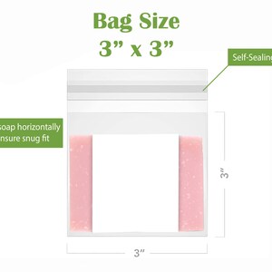 Pu&ograve; includere: Un sacchetto di plastica trasparente con una striscia autoadesiva. Il sacchetto misura 7,6 cm per 7,6 cm ed &egrave; progettato per contenere una saponetta. Il testo "Inserire il sapone orizzontalmente per garantire una vestibilit&agrave; aderente" &egrave; stampato sul sacchetto.