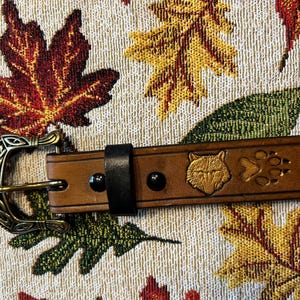 Leather belt; wolf & wolf track, woman-made, hand made