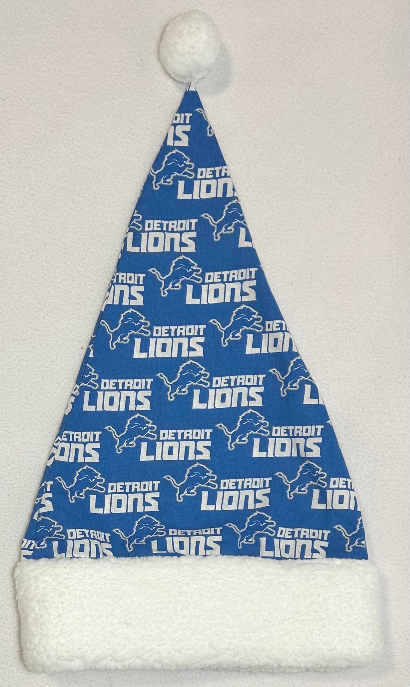 NWT THROWBACK DETROITS LIONS CHRISTMAS/SANTA/PHRYGIAN  CAP/HAT Detroit Lions NFL Family Holiday Santa Hat main image 3