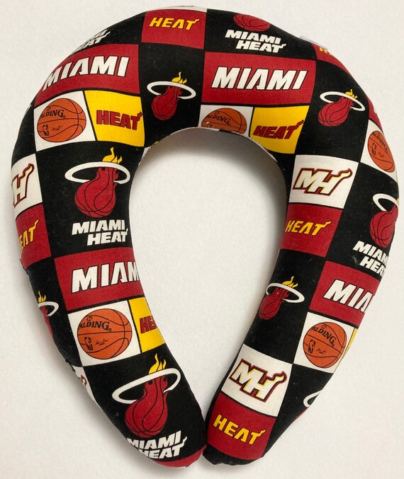 Heated travel cheap neck pillow