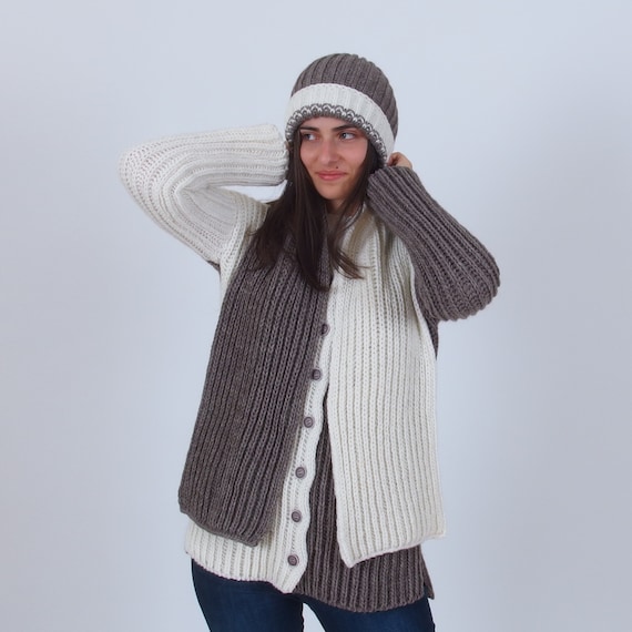 argue reversible wool cardigan ② Women's Illia Handknit Cardigan in Cosmos Combo | Brochu Walker
