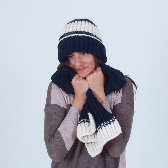 Women display picture 3