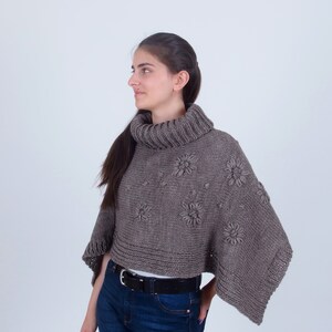 Roll neck alpaca poncho, Hand knit merino wool cape, Turtleneck winter floral poncho, Plus size triangle poncho image 4