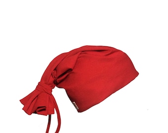 Rote Krawattenmütze