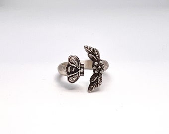 Bee and Flower Ring