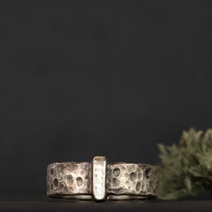 Mens Blacksmiths Style Ring- Hammered Engraved Band-6.5mm Width- Skölland Jewelry