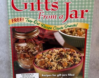 Publication international Holiday Gifts from a Jar, Recipe Booklet, Cookies, Breads, Recipe Cards in booklet