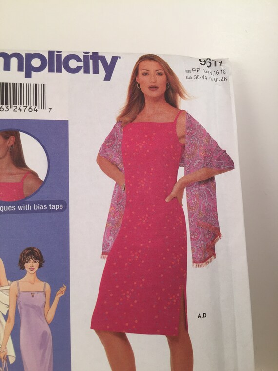Misses cocktail dresses best sale sleeves
