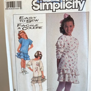 80s Girl&#39;s Knit Dress Sewing Pattern: Simplicity 8401 (Size 10-14)