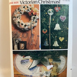 1980s Victorian Christmas Ornaments, Butterick 4013, Sewing Pattern, Kissing Ball, Wreath