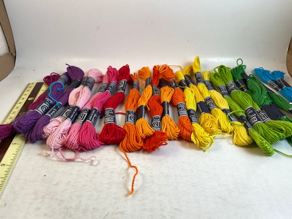 Embroidery Thread, Skeins DFN Craft Thread, 100% Cotton, MIXED Color Lot,  Embroidery Floss, 25 Skeins Thread, Friendship Bracelet, Necklace -   Israel