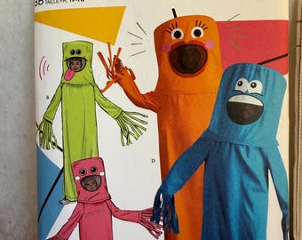 Simplicity 9353 Adults’ Costume Sewing Pattern, Size XS  thru XL