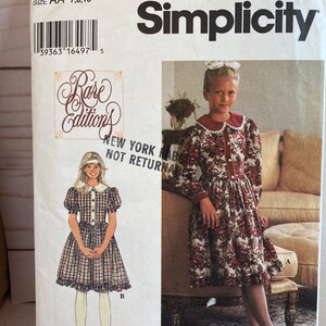 Simplicity 9385 Girl&#39;s Dress Sewing Pattern: Ruffled Full Skirt (Size 7-10)