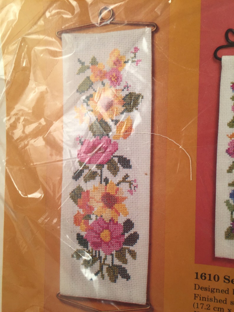 Bell Pull Counted Cross Stitch Kit the Creative Circle 1611