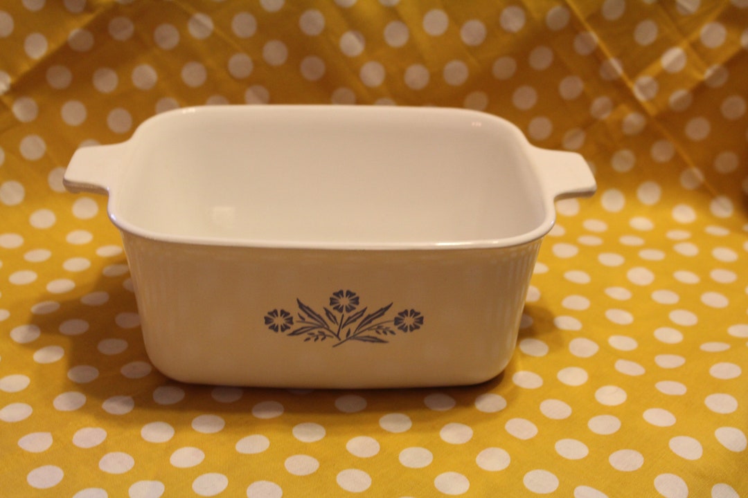 Vintage Corning Ware Blue Cornflower Baking/casserole Dish 1 1/2 Quart