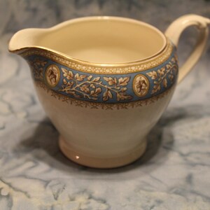 Vintage And Rare Fair Oak Creamer by CROWN DUCAL AGR (Albert G. Richardson) England
