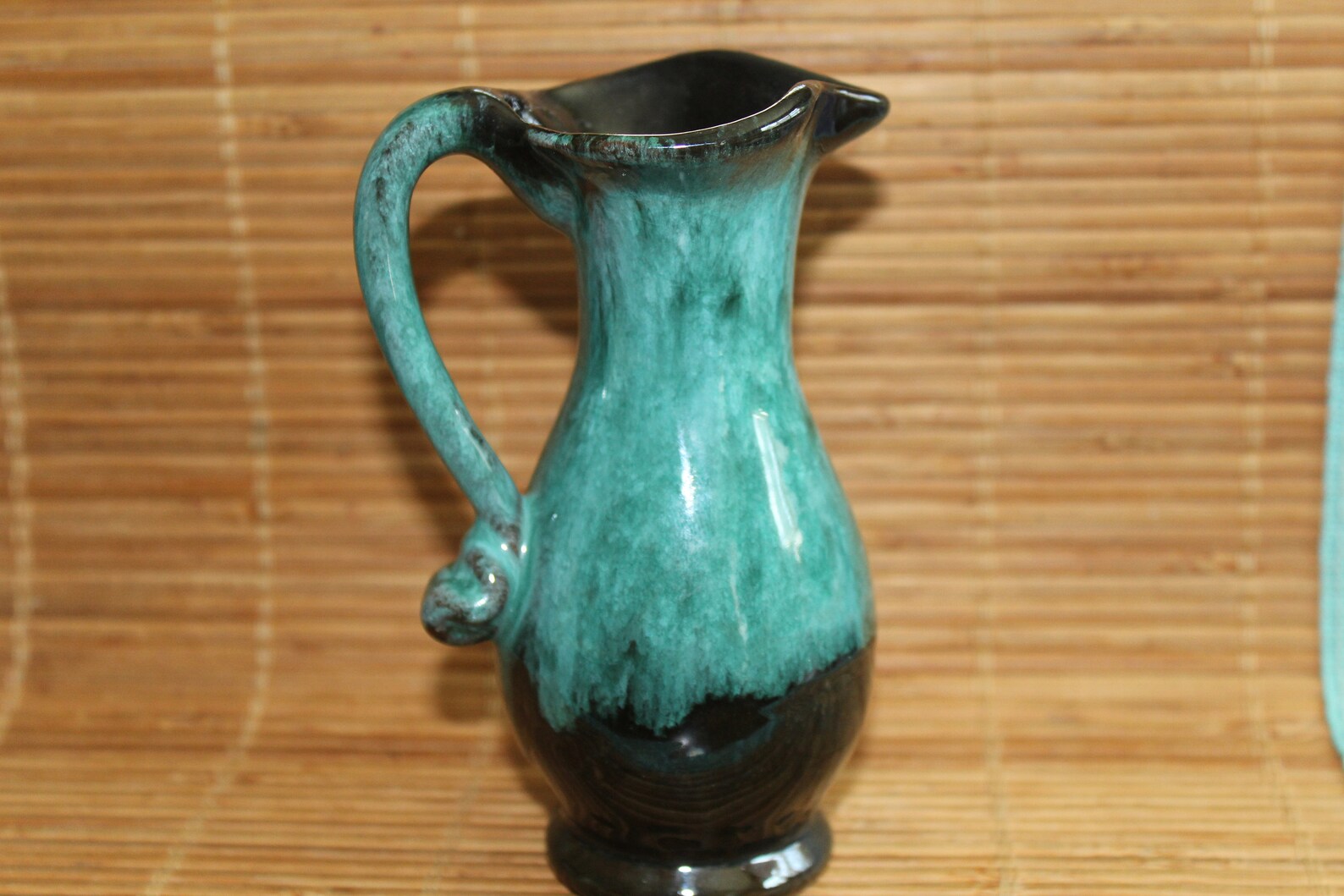 Vintage Charlottetown P.EI. Pottery Pitcher or Creamer. Etsy.de