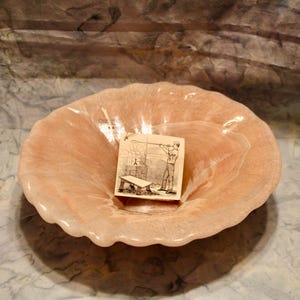 Vintage Murano  Art Glass Scalloped Centerpiece/Sculpture Bowl, Peach Colored
