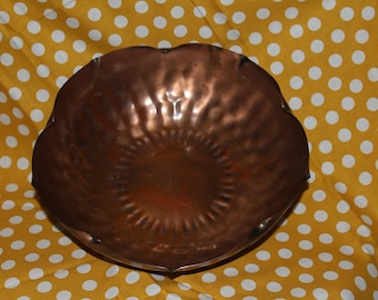 Gregorian Copper Flower Shaped Bowl. Scalloped Hammered Copper Crimped Bowl Mid Century Vintage