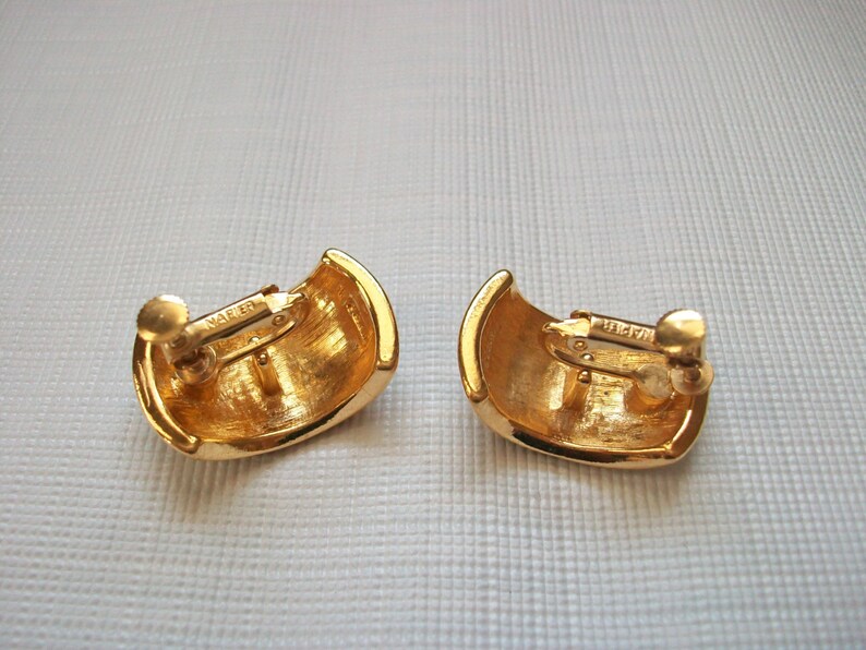 Napier Striped Screw Back Earrings Vintage Gold Tone Curved Etsy