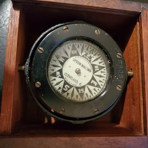 Bússola de navio vintage