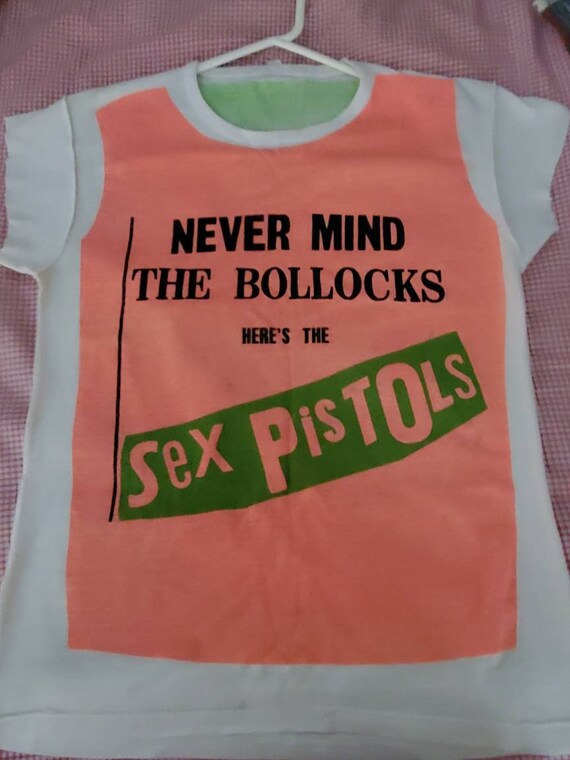 Vintage T-shirt by the Band the Sex Pistols, From the 1970's Vintage T-shirt by the Band the Sex Pistols, From the 1970's
