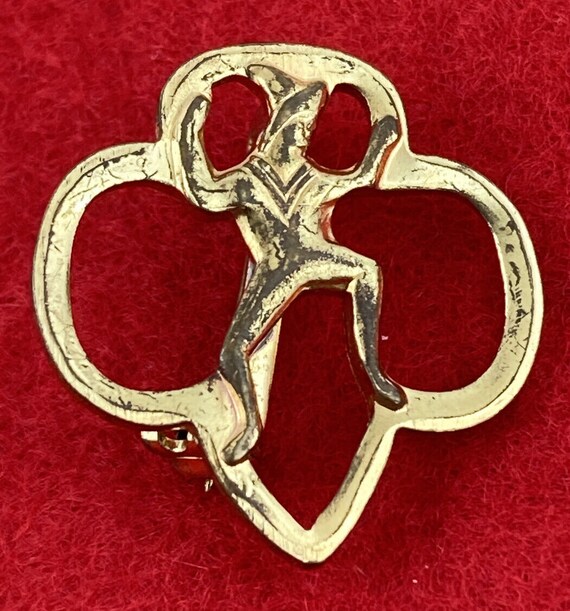 Vintage Brownie Girl Scout Uniform Pins and Brownie R… Gem