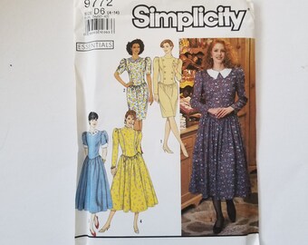 Simplicity 9772 Misses'/Miss Petite Dress UNCUT