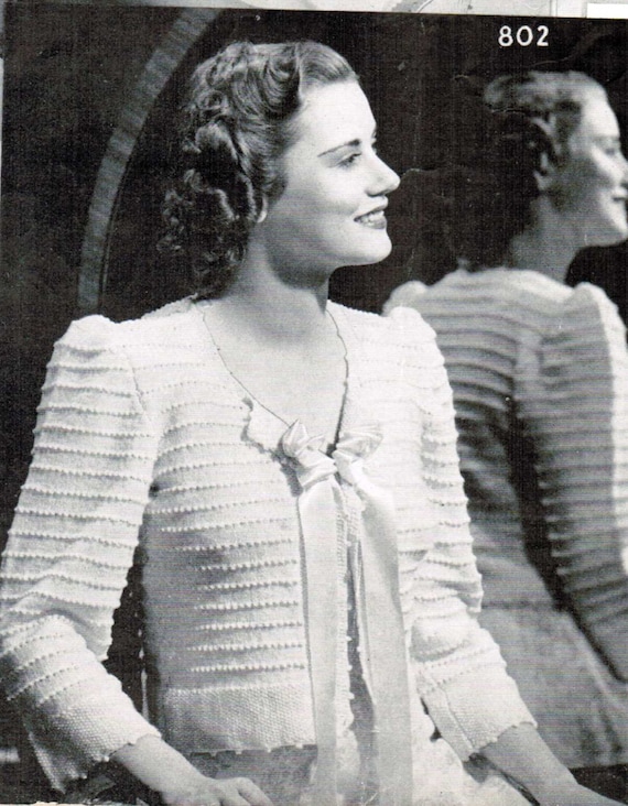 Vintage 1940s Lady/'s Shrug Knitting Pattern Long /& Short Sleeves Angora Wool.