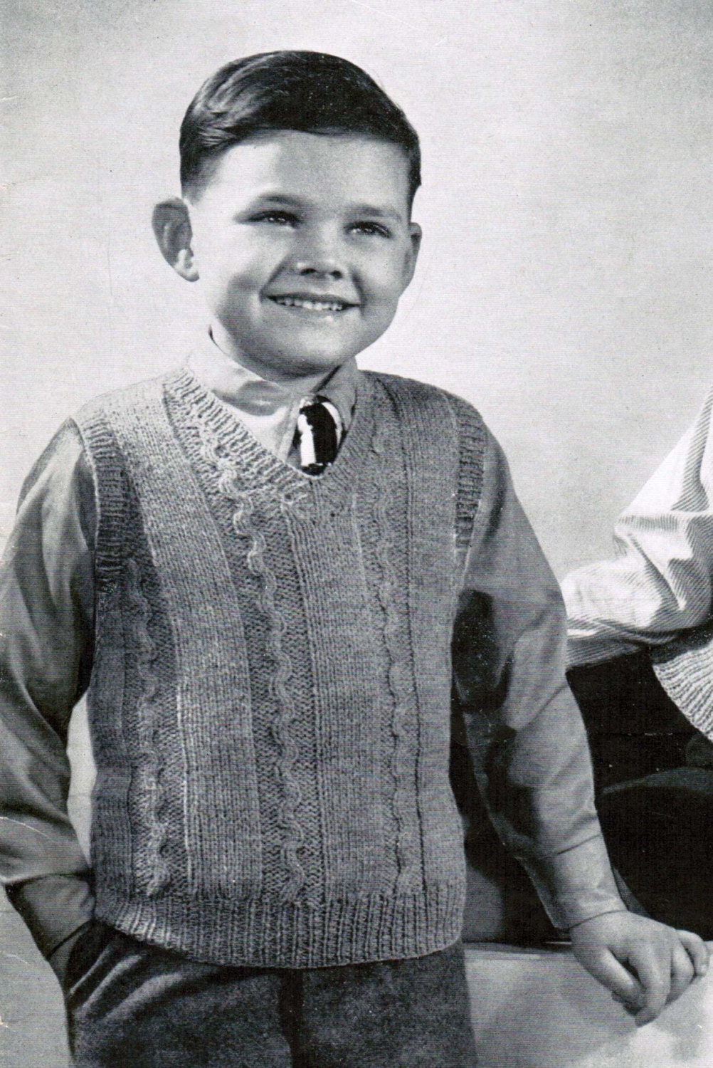 boys sleeveless jumper