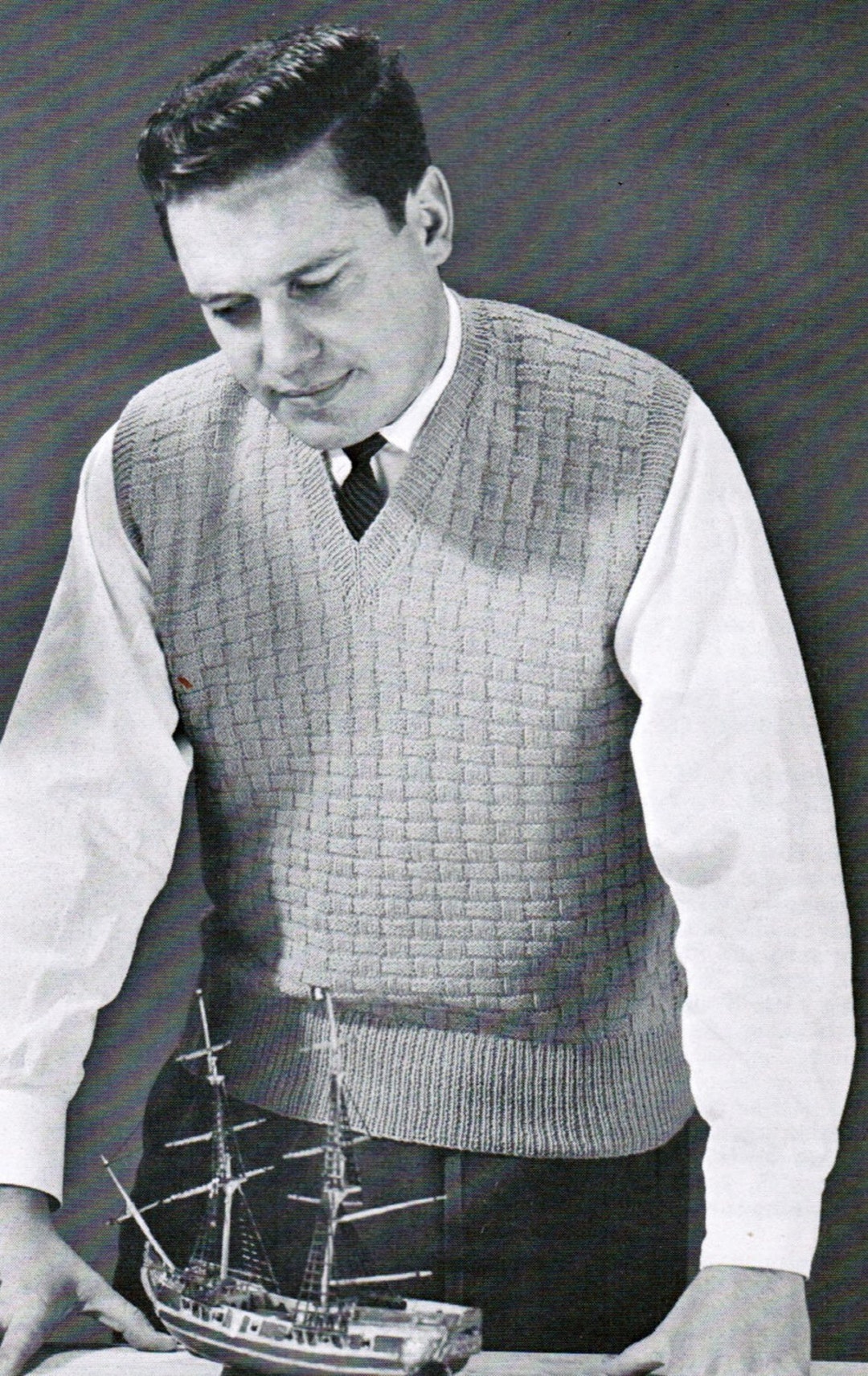 Basketweave Men's Vest Knitting Pattern PDF / Sizes 38 - Etsy